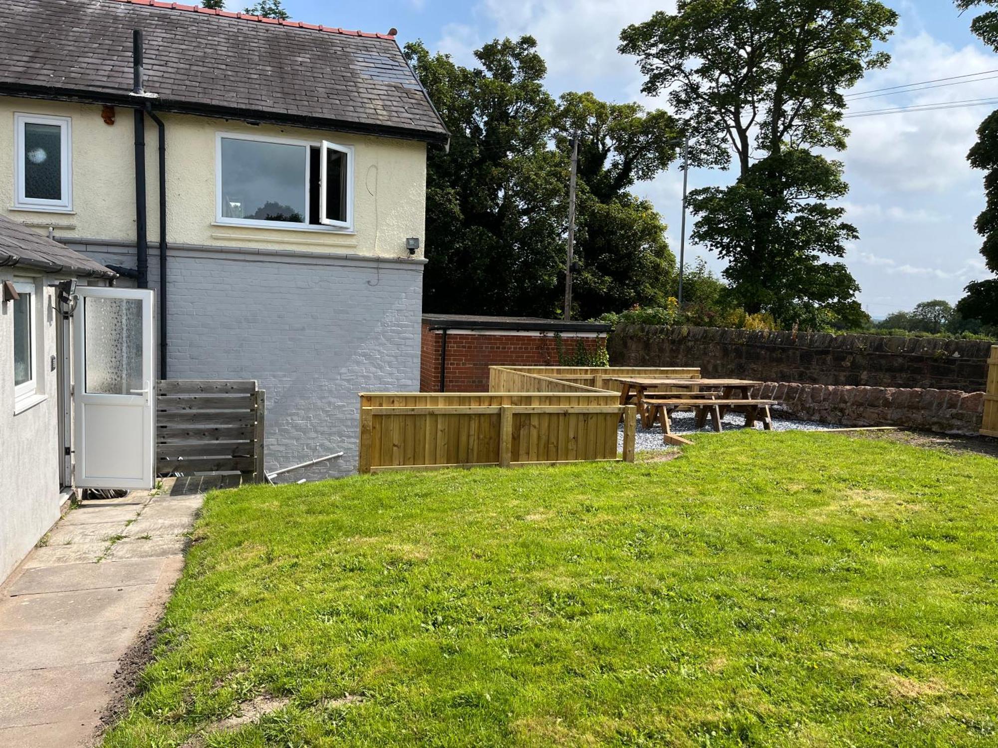 Barnston House - Heswall - Spacious Homely Holiday Home By Rework Accommodation エクステリア 写真